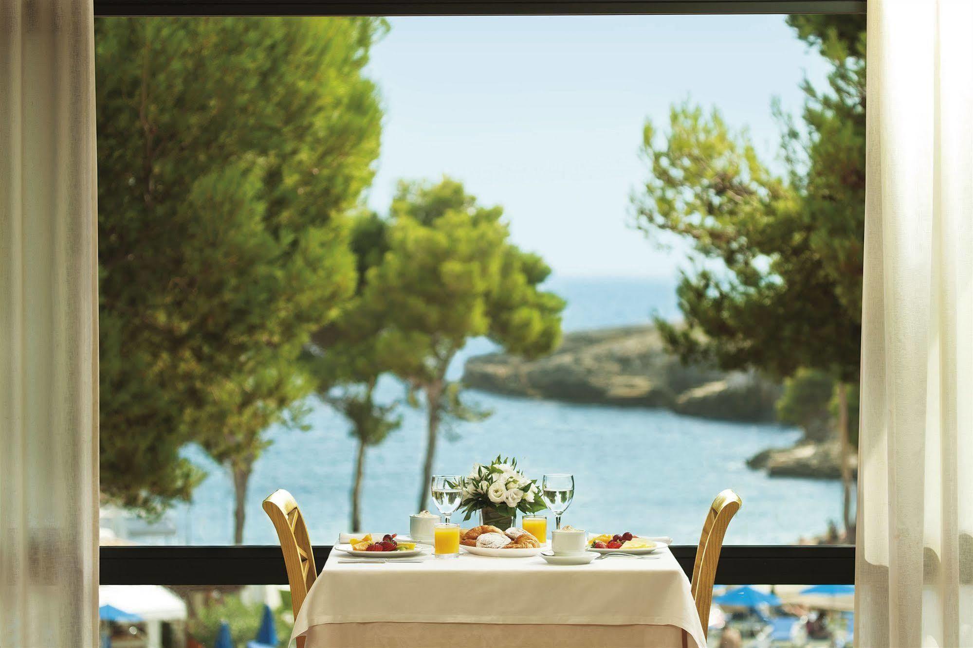 Inturotel Esmeralda Park Aparthotel 4*