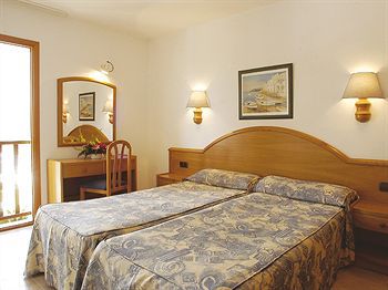 Aparthotel Inturotel Esmeralda Park 4*